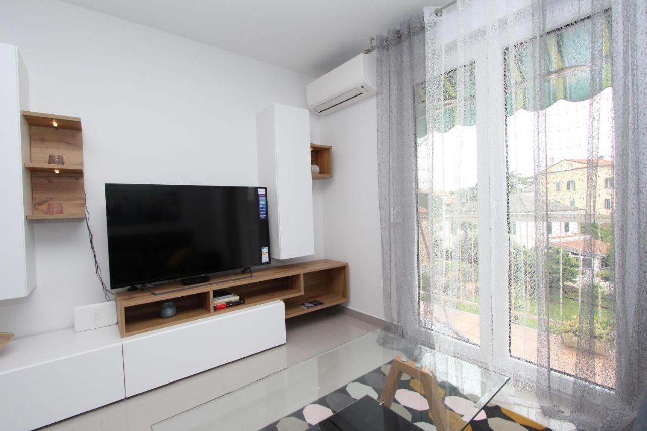 Apartment Sorriso 2 Ровинь Экстерьер фото
